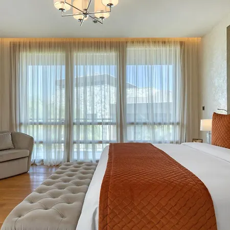 Parklane, A Luxury Collection & Spa, 5*