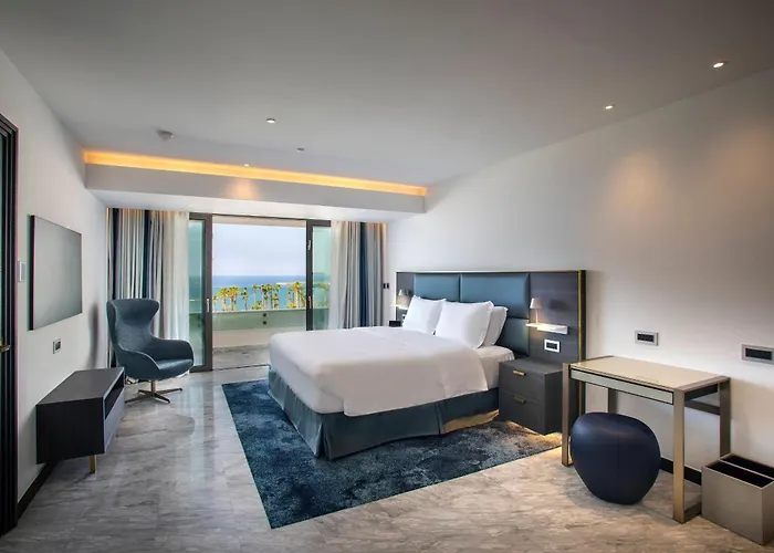 Курортный комплекс Parklane, A Luxury Collection & Spa, 5*