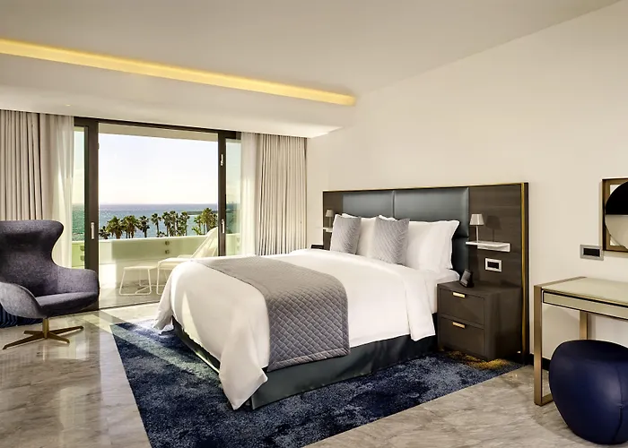 Parklane, A Luxury Collection & Spa, Курортный комплекс Лимасол