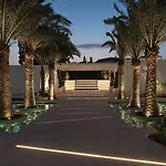 Parklane, A Luxury Collection & Spa, לימסול
