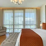 Parklane, A Luxury Collection & Spa, 5*