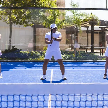 Parklane, A Luxury Collection & Spa, Üdülőközpont Limassol