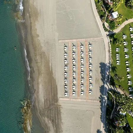 Resort Parklane, A Luxury Collection & Spa,