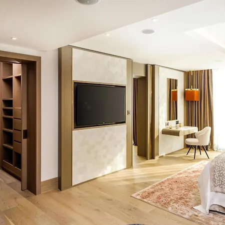 Parklane, A Luxury Collection & Spa,
