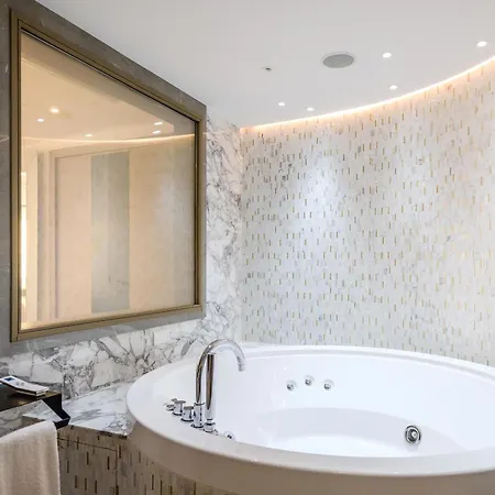 Parklane, A Luxury Collection & Spa,