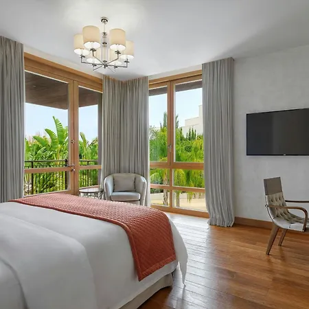 Resort Parklane, A Luxury Collection & Spa,