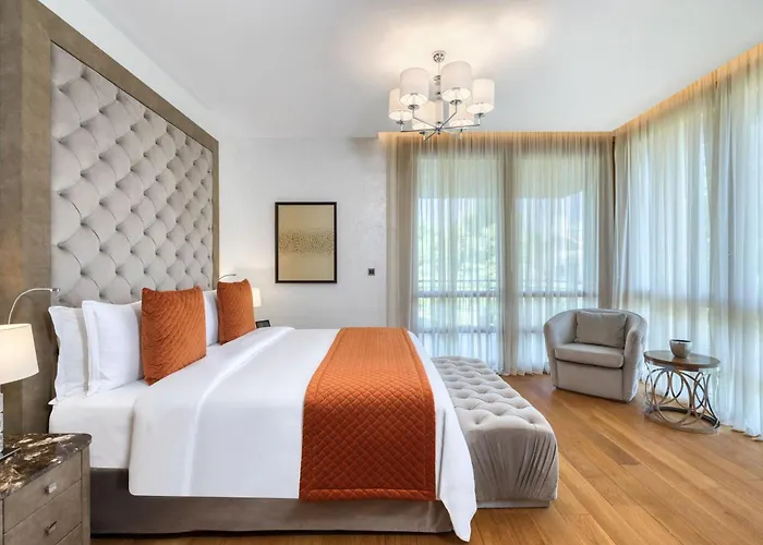 Parklane, A Luxury Collection & Spa, לימסול