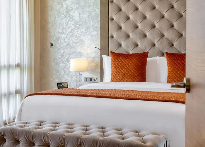 אתר נופש Parklane, A Luxury Collection & Spa, לימסול