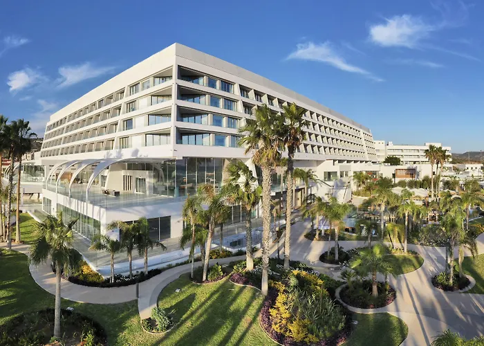 אתר נופש Parklane, A Luxury Collection & Spa,