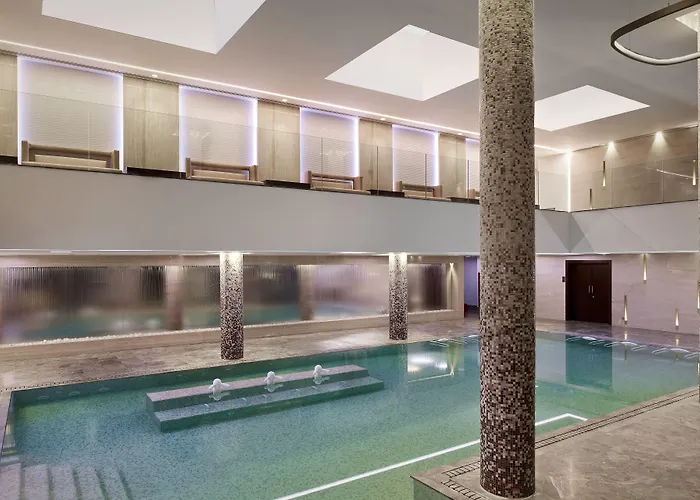 Parklane, A Luxury Collection & Spa, אתר נופש לימסול